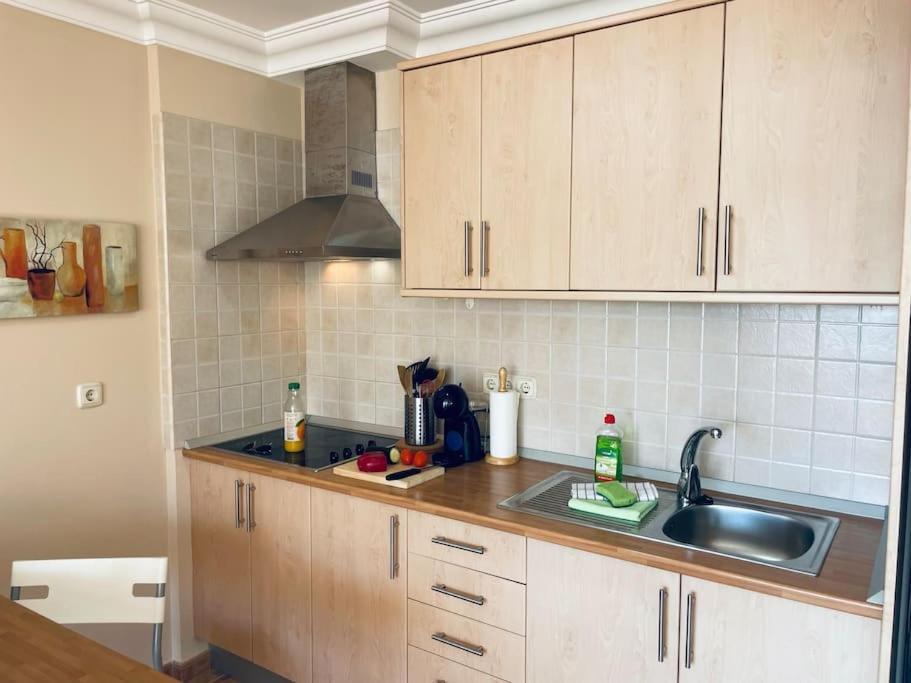 מספאלומס Seaview Apartment Near Yumbo מראה חיצוני תמונה
