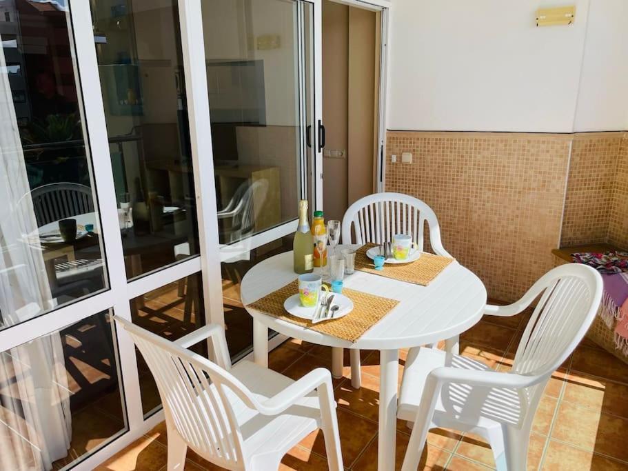 מספאלומס Seaview Apartment Near Yumbo מראה חיצוני תמונה